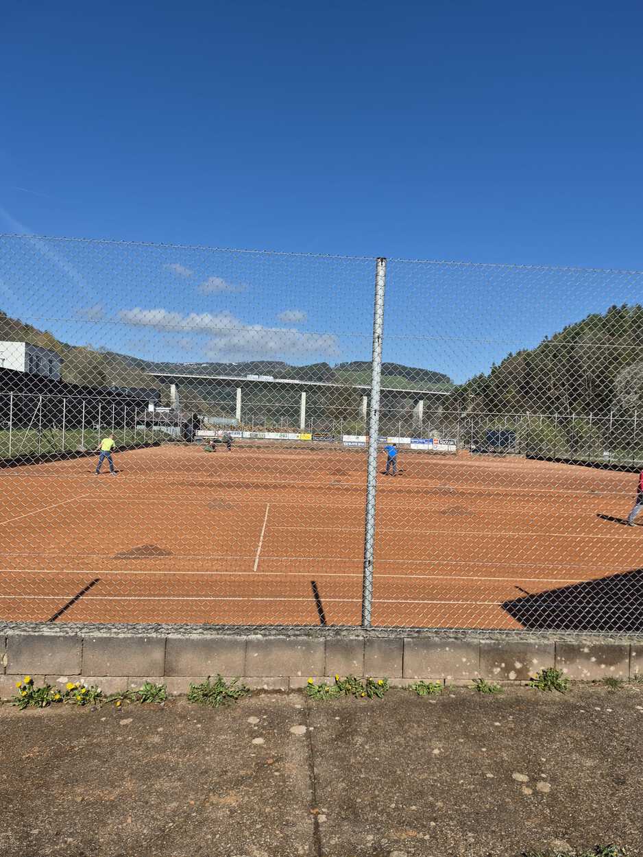 Tennisplätze bald geöffnet